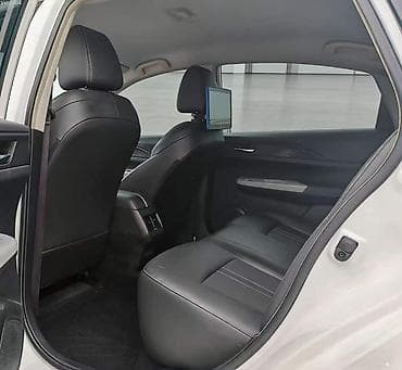 bud e5: Dongfeng : 2022 г., Автомат, Электромобиль, Седан — 6