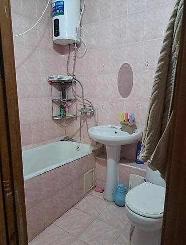 ансар: 2 комнаты, 43 м², 104 серия, 4 этаж, Старый ремонт — 5