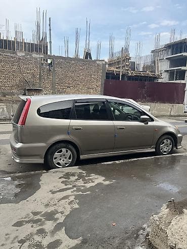 sprinter бус: Honda Stream: 2001 г., 1.7 л, Автомат — 3