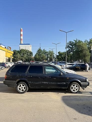 бампер w24: Volkswagen Passat: 1993 г., 1.8 л, Механика, Бензин, Универсал — 2