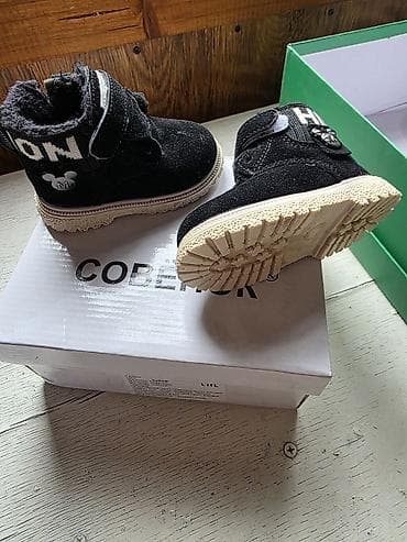 синие детские туфли: Детская обувь комплектом: 1) Зимние ботинки для малыша, черные. - — 1