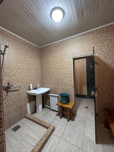 особняк дом бишкек: Дом, 370 м², 7 комнат, Агентство недвижимости, Дизайнерский ремонт — 6