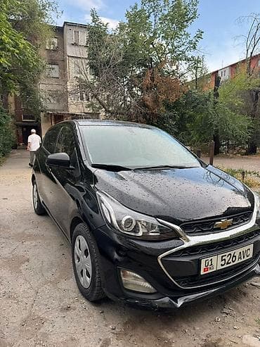 Chevrolet Spark: 2021 г., 1 л, Автомат, Бензин, Хэтчбэк