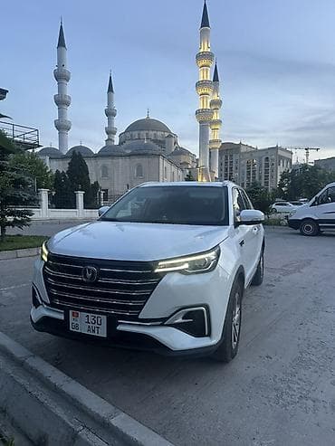 yuan plus byd: Продаю компактный кроссовер Чанган CS55 plus белого цвета Год 2020 год — 1