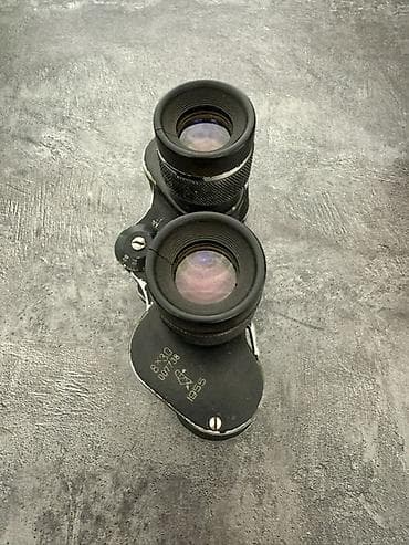 Лыжи: Бинокль 8x30 с футляром - Оптика: кратность 8x, диаметр объективов 30 — 4