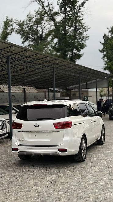 kia karnaval: Kia Carnival: 2019 г., 2.2 л, Автомат, Дизель, Минивэн — 4
