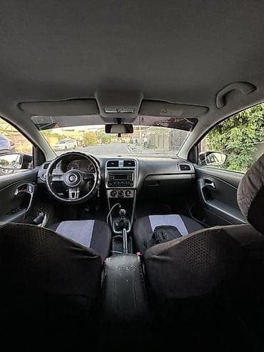 фонарь 124: Volkswagen Polo: 2013 г., 1.6 л, Механика, Бензин, Седан — 5
