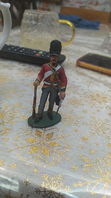 солдаты: Оловянные солдатики Испания ручная роспись. цена за один пешие 3.000 — 5