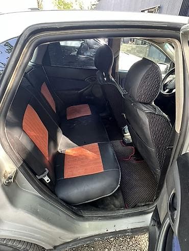 infinity fx: Ford Focus: 2005 г., 1.8 л, Ручные, Бензин, Седан — 4