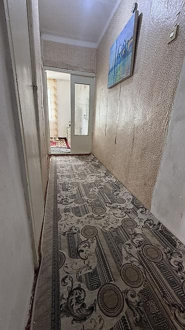 каракол продаю квартиру: 2 комнаты, 48 м², Индивидуалка, 3 этаж, Старый ремонт — 2