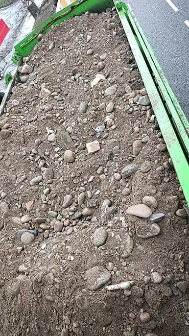 Смесь песок и гравий, Для бетона, Насыпью, Камаз at lalafo.kg Смесь песок и гравий, Для бетона, Насыпью, Камаз