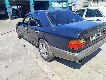 мерседес бенс s class: Mercedes-Benz W124: 1989 г., 2 л, Механика, Бензин, Седан — 1
