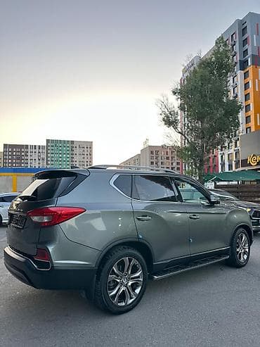 range river: Ssangyong Rexton: 2019 г., 2.2 л, Автомат, Дизель, Внедорожник — 2