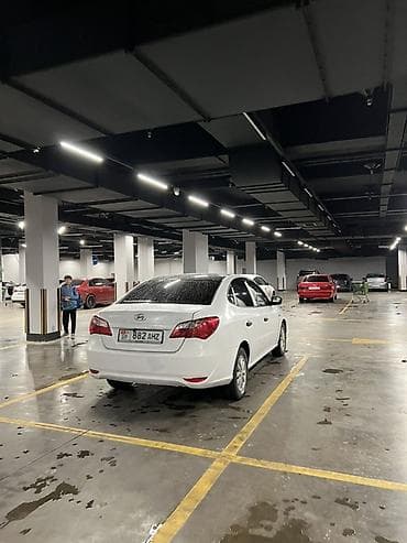 hyundai центр: Hyundai Verna: 2018 г., Механика, Бензин, Седан — 2