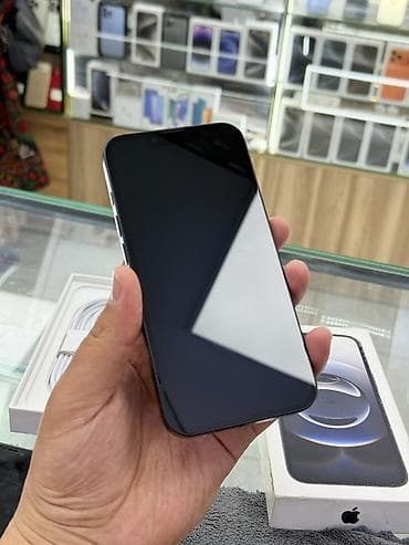 nokia c601: IPhone 16e, Б/у, 128 ГБ, Черный, Коробка, 100 % — 2