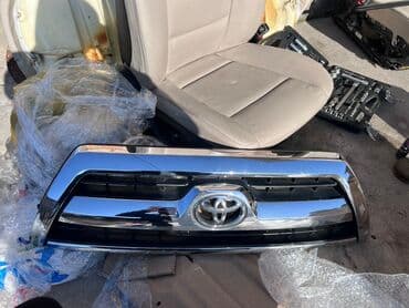 Решетка радиатора Toyota 2008 г., Б/у, Оригинал