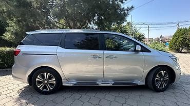 sprinter 2 7: Kia Carnival: 2020 г., 2.2 л, Автомат, Дизель, Минивэн — 10