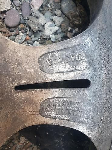 гак айон с: Колеса в сборе 215 / 65 / R 15, Комплект, Литые, отверстий - 4 — 3