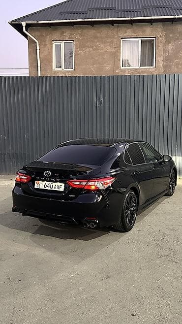 реальному: Toyota Camry: 2018 г., 2.5 л, Автомат — 7