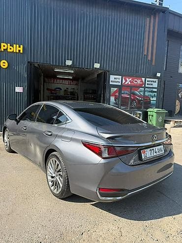 Lexus ES: 2021 г., 2.5 л, Автомат, Бензин, Седан