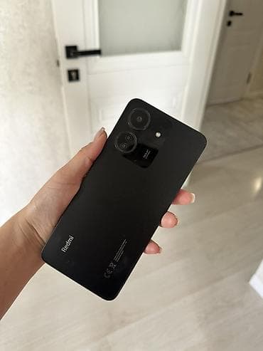 телефоны рассрочка: Redmi, Redmi 13, Б/у, 128 ГБ, цвет - Черный, 2 SIM — 2