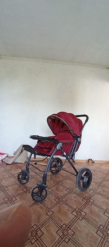 каляску бу: Оригинал коляска 7000 сомго алынған. Бир, эки жолу эле колдонулду — 2