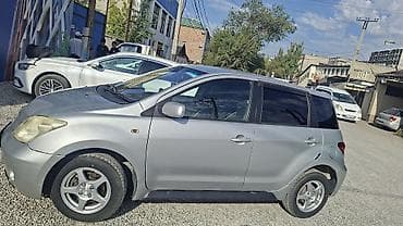 prius plus: Toyota Ist: 2003 г., 1.5 л, Автомат, Бензин, Хэтчбэк — 3