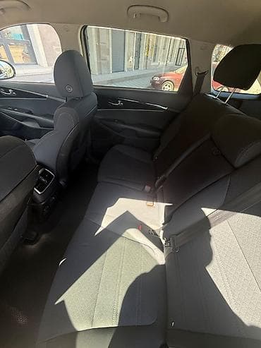 потолок е39: Kia Sorento: 2019 г., 2.4 л, Автомат, Бензин, Кроссовер — 4