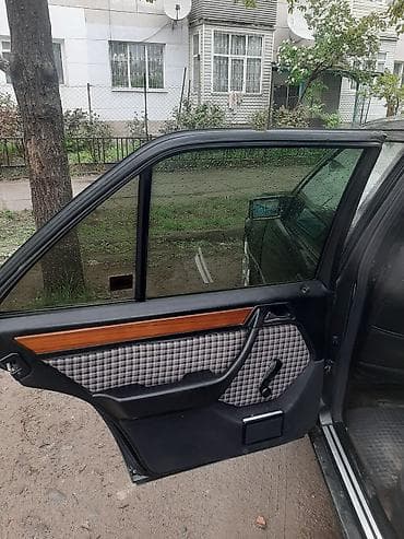 сиденя мерс 124: Mercedes-Benz W124: 1994 г., 2.8 л, Механика, Бензин, Седан — 3