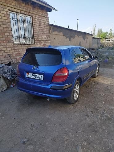 corolla verso: Nissan Almera: 2001 г., Хэтчбэк — 3