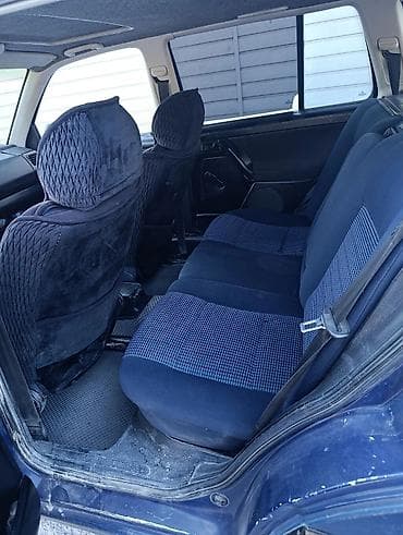 rd 1: Volkswagen Golf R: 1993 г., 1.4 л, Механика, Бензин, Универсал — 5