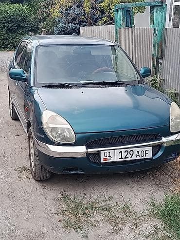 2000: Daihatsu Sirion: 2000 г., 0.1 л, Механика, Бензин — 1