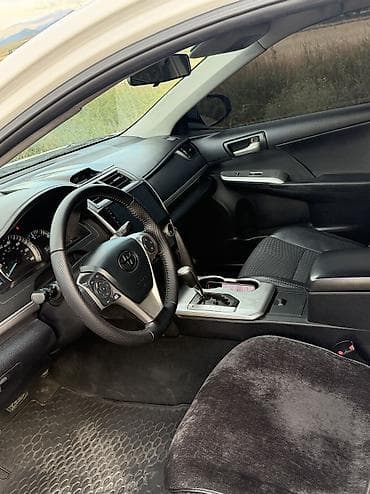 Toyota Camry: 2014 г., 2.5 л, Автомат, Бензин, Седан — 9