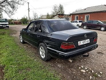 кофта бмв м5 ф90: Mercedes-Benz W124: 1988 г., 2.9 л, Седан — 5