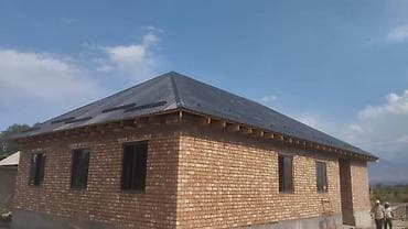 Кирпичный дом с четырёхскатной крышей йевро ремонт - Стены из