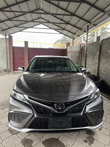 Toyota: Toyota Camry: 2021 г., 2.5 л, Бензин, Седан — 5