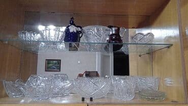 Хрусталь Ваза 20 см - 1700 сом Салатники по 700 сом Пепельница - 500