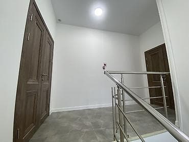 разный: Аренда офисов, 456 м², В жилом комплексе, 1 линия, С отдельным входом, С отдельным сан узлом — 6