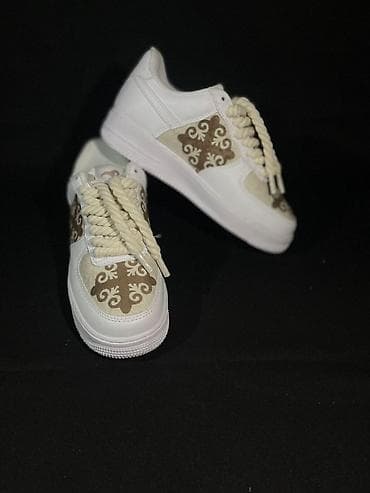 Кроссовки и спортивная обувь: Кроссовки, 36, Новый, цвет - Белый, Бесплатная доставка — 3