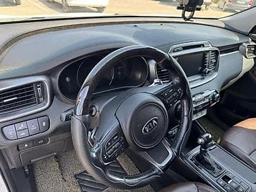 солнце защитник: Kia Sorento: 2016 г., 2 л, Автомат, Дизель, Кроссовер — 1