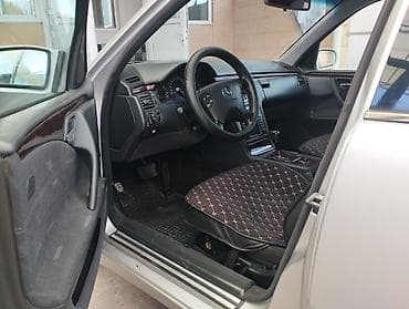 сиденья на спринтера: Mercedes-Benz E-Class: 2000 г., 2.8 л, Автомат, Бензин, Седан — 5