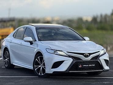 Toyota Camry: 2019 г., 2.5 л, Автомат, Бензин, Седан