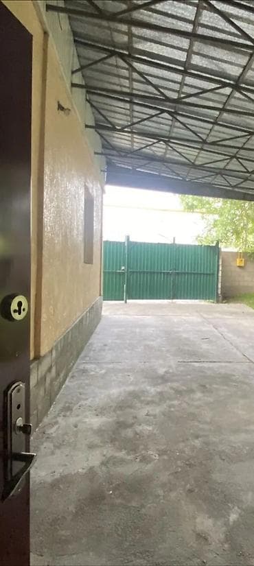 64 м², 4 комнаты, Кондиционер, Парковка, Забор, огорожен