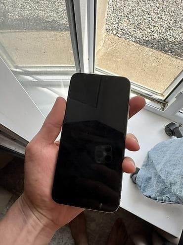 экран на айфон 8: IPhone X, Серебристый, Чехол — 3