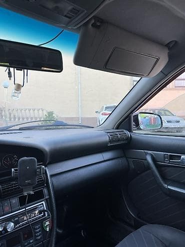 продаю авто ауди: Audi A6: 1995 г., 2.6 л, Механика, Бензин, Седан — 3