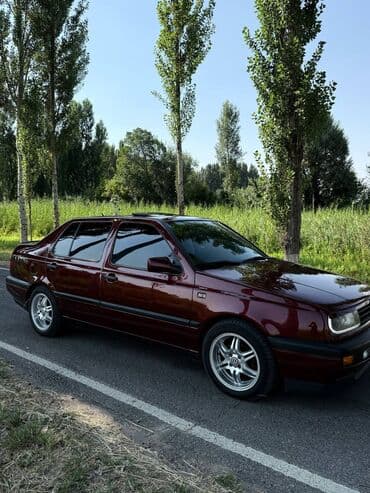 авто в следующем выкупом: Volkswagen Vento: 1993 г., 1.8 л, Механика, Бензин, Седан — 7