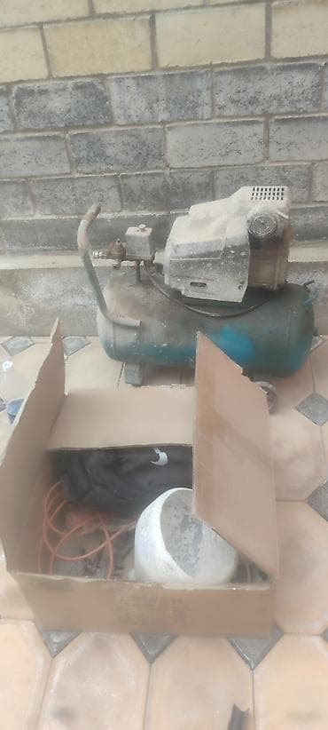 продаю аргонную сварку: Компрессор Для покраски, Электрический, Поршневой — 1