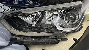 Передняя левая фара Hyundai 2018 г., Б/у, Оригинал, Корея — 1