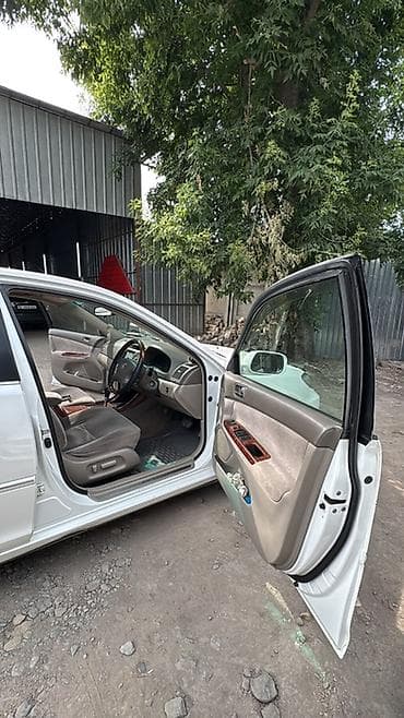 Toyota Camry: 2003 г., 2.4 л, Автомат, Седан — 8