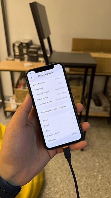 широкоугольный: IPhone 11 Pro, Б/у, 64 ГБ, Matte Midnight Green, Кабель, 100 % — 5